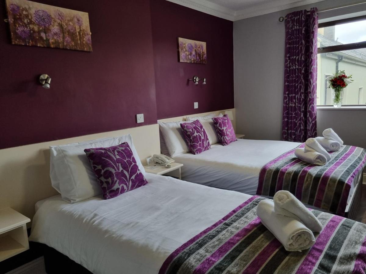 Imperial Hotel Лисдунварна Екстериор снимка