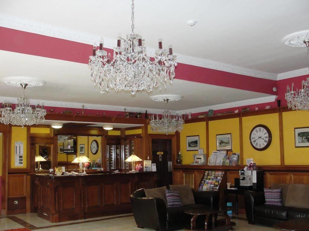 Imperial Hotel Лисдунварна Екстериор снимка